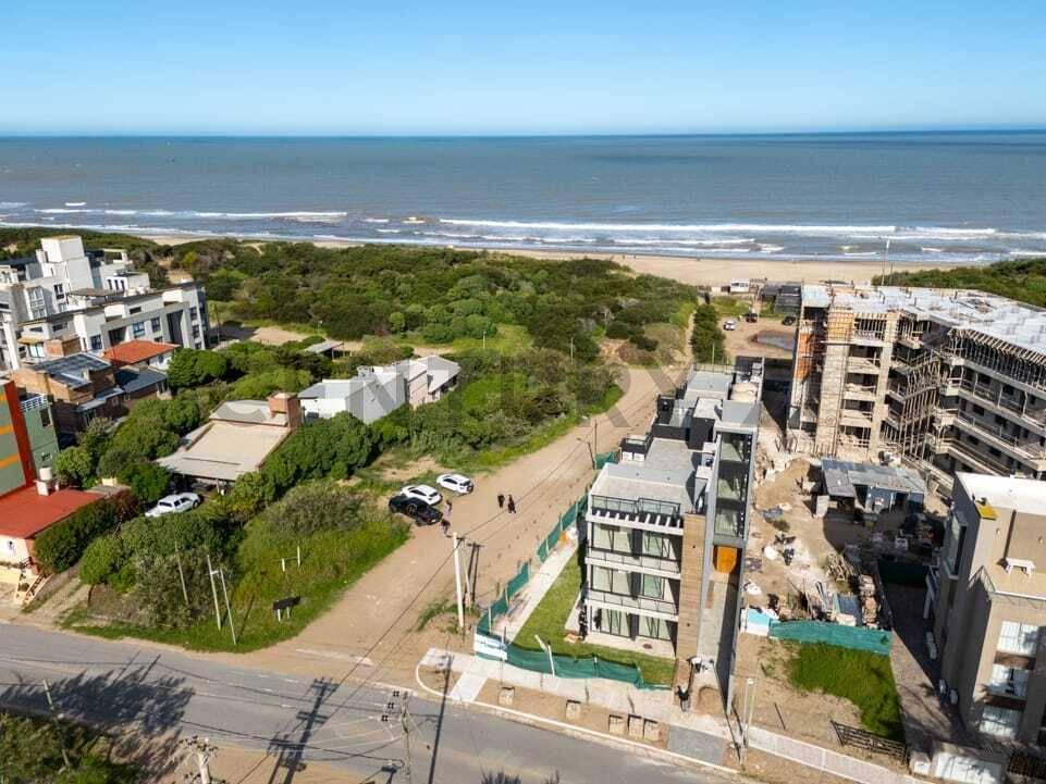 Foto de Venta de Departamento 2 AMBIENTES A ESTRENAR en Mar de Ostende Pinamar, imagen 1
