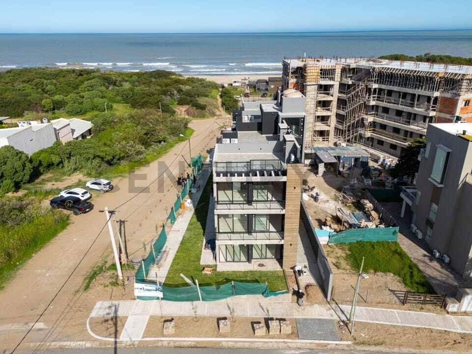 Foto de Venta departamento 2 ambientes Mar de Ostende Pinamar con terraza propia, imagen 2