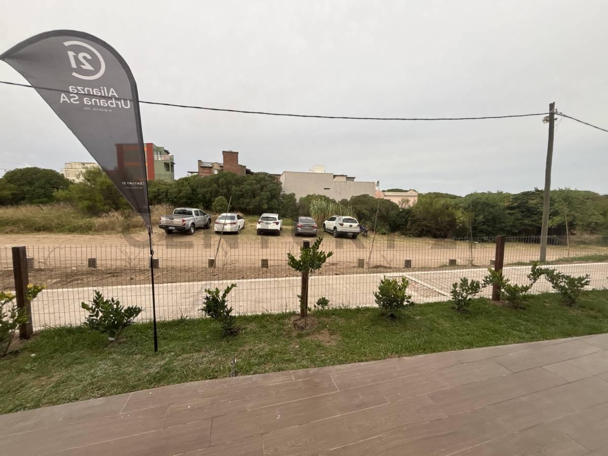 Foto de Venta departamento 2 ambientes Mar de Ostende Pinamar complejo Vista al, imagen 4