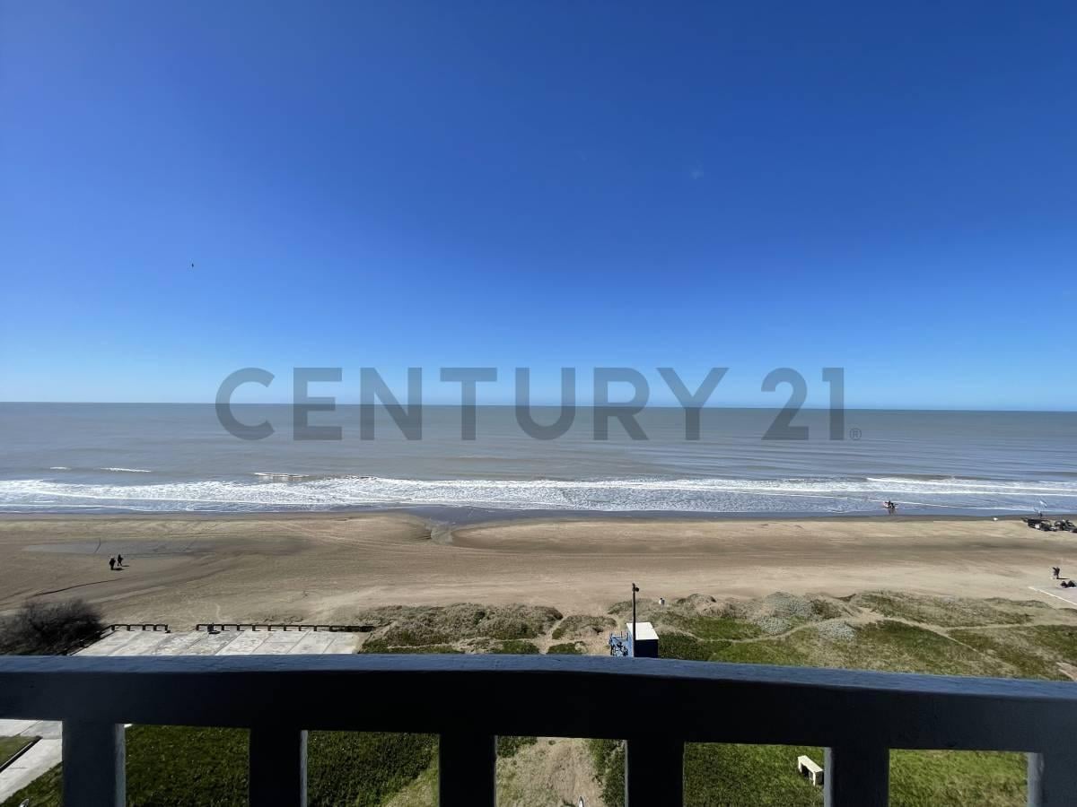 Foto de Venta de departamento 3 ambientes frente al mar en Mar de Ajo, imagen 1