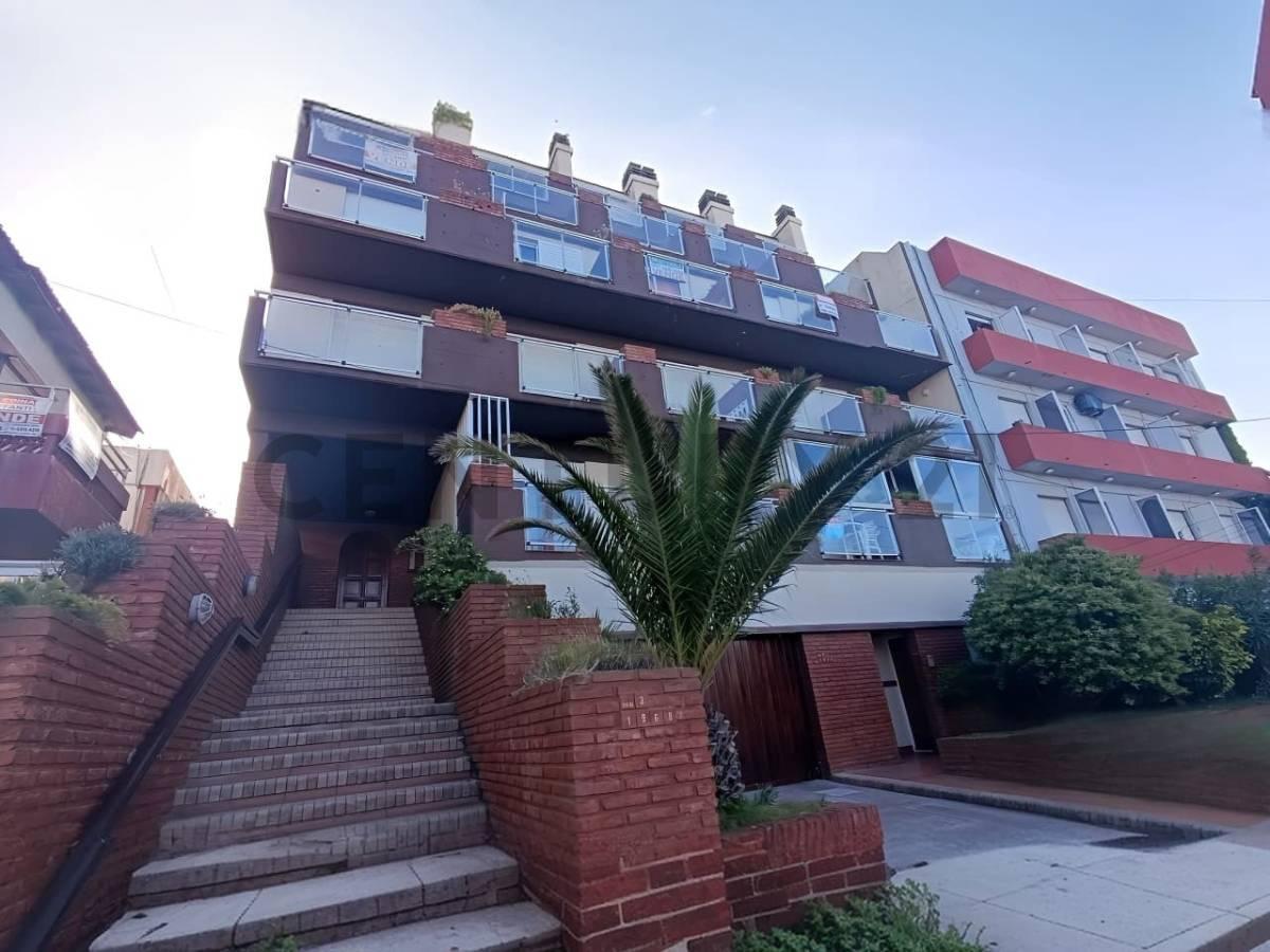 Foto de Venta departamento 2 ambientes San Bernardo con cochera frente al mar, imagen 1