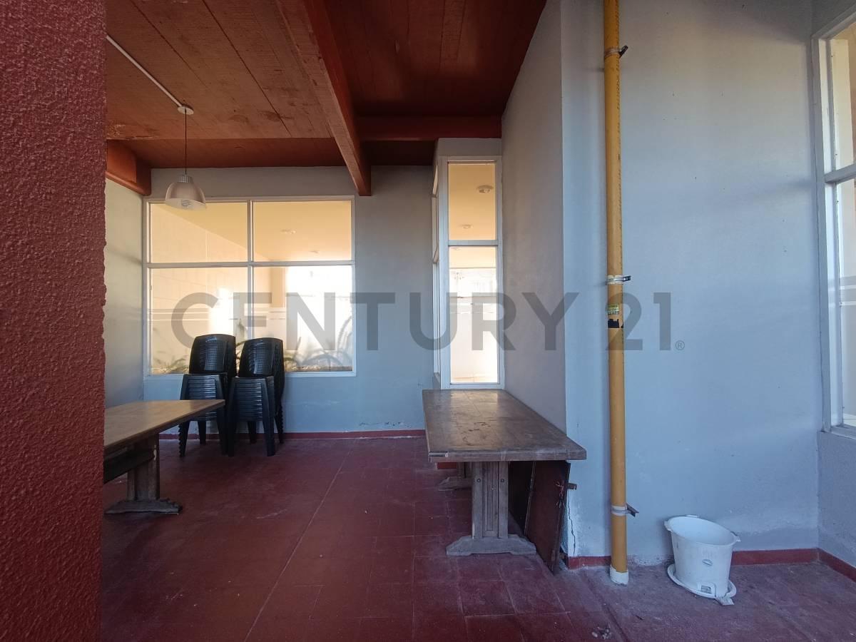 Foto de Venta departamento tipo dúplex 2 ambientes a 2 cuadras del mar Santa, imagen 2