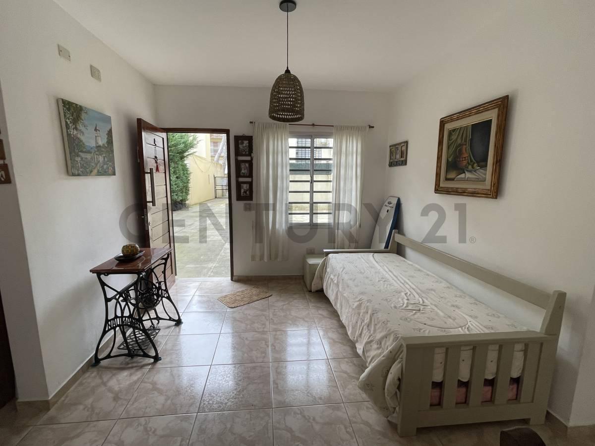 Foto de Venta de PH 2 ambientes con jardín sin expensas San Bernardo, imagen 3