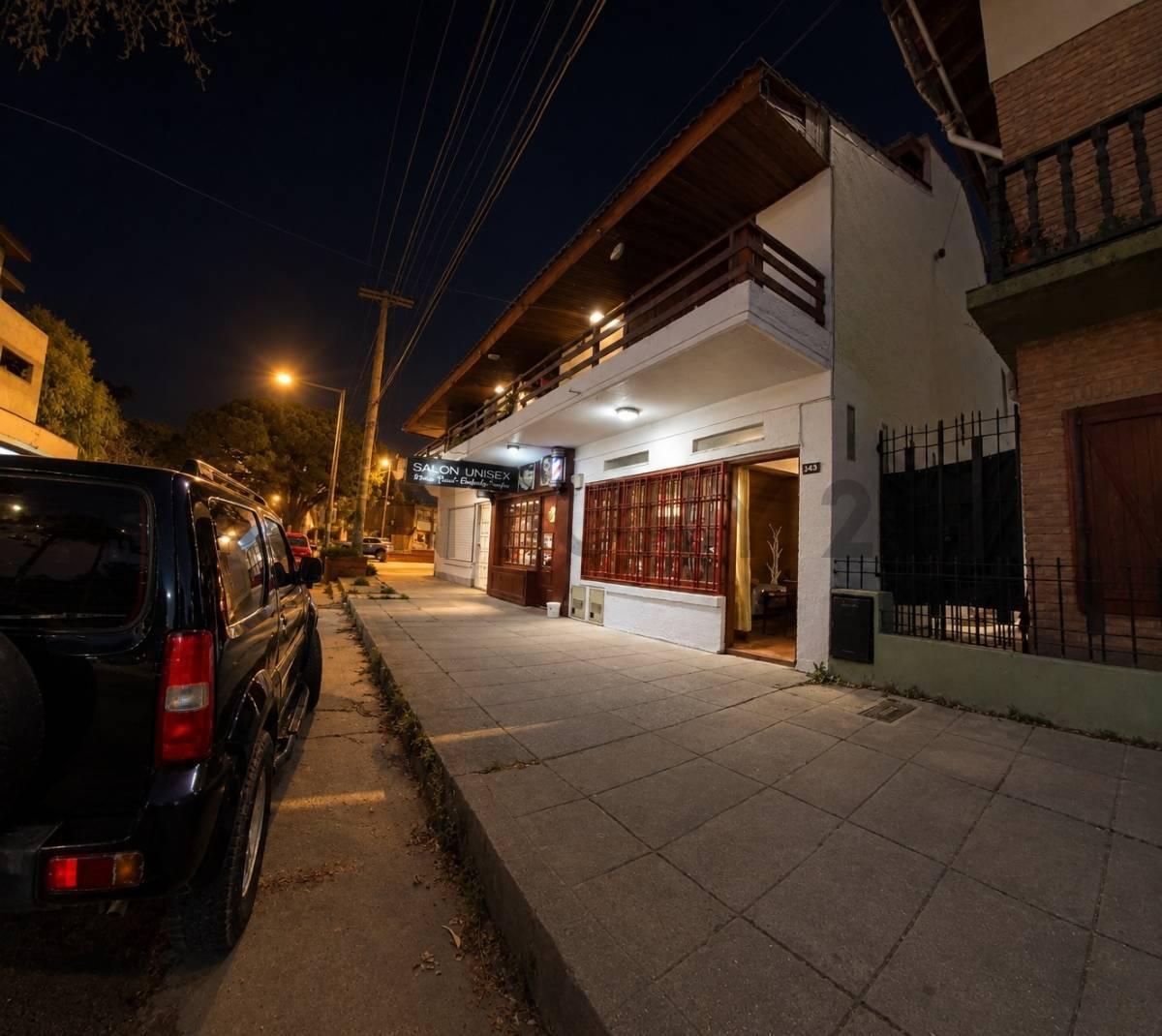 Foto de TRIPLEX EN VENTA CENTRO DE VILLA GESELL DE 4 AMBIENTES, imagen 4