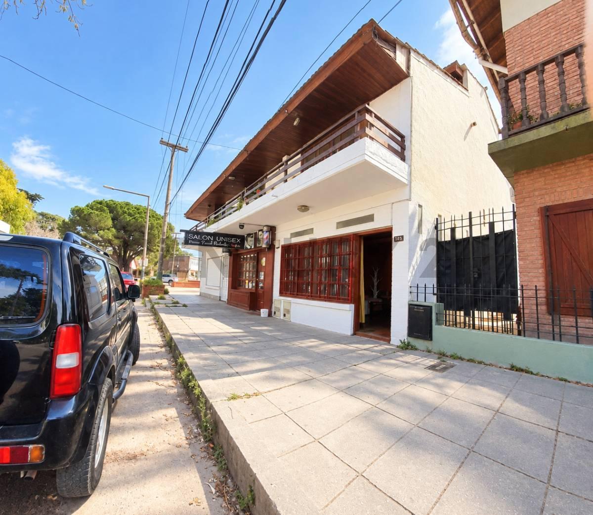 Foto de TRIPLEX EN VENTA CENTRO DE VILLA GESELL DE 4 AMBIENTES, imagen 5