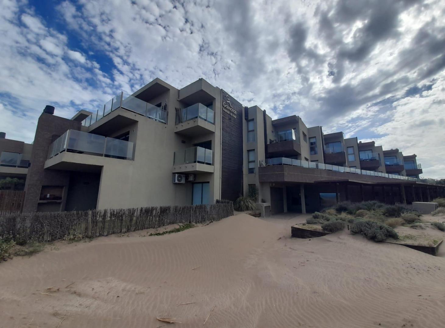 Foto de DEPARTAMENTO FRENTE AL MAR EN LAS GAVIOTAS, imagen 1
