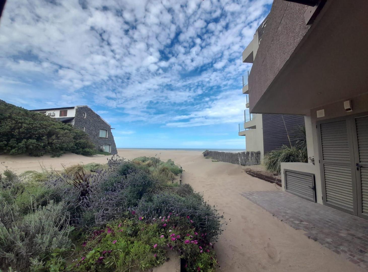 Foto de DEPARTAMENTO FRENTE AL MAR EN LAS GAVIOTAS, imagen 4