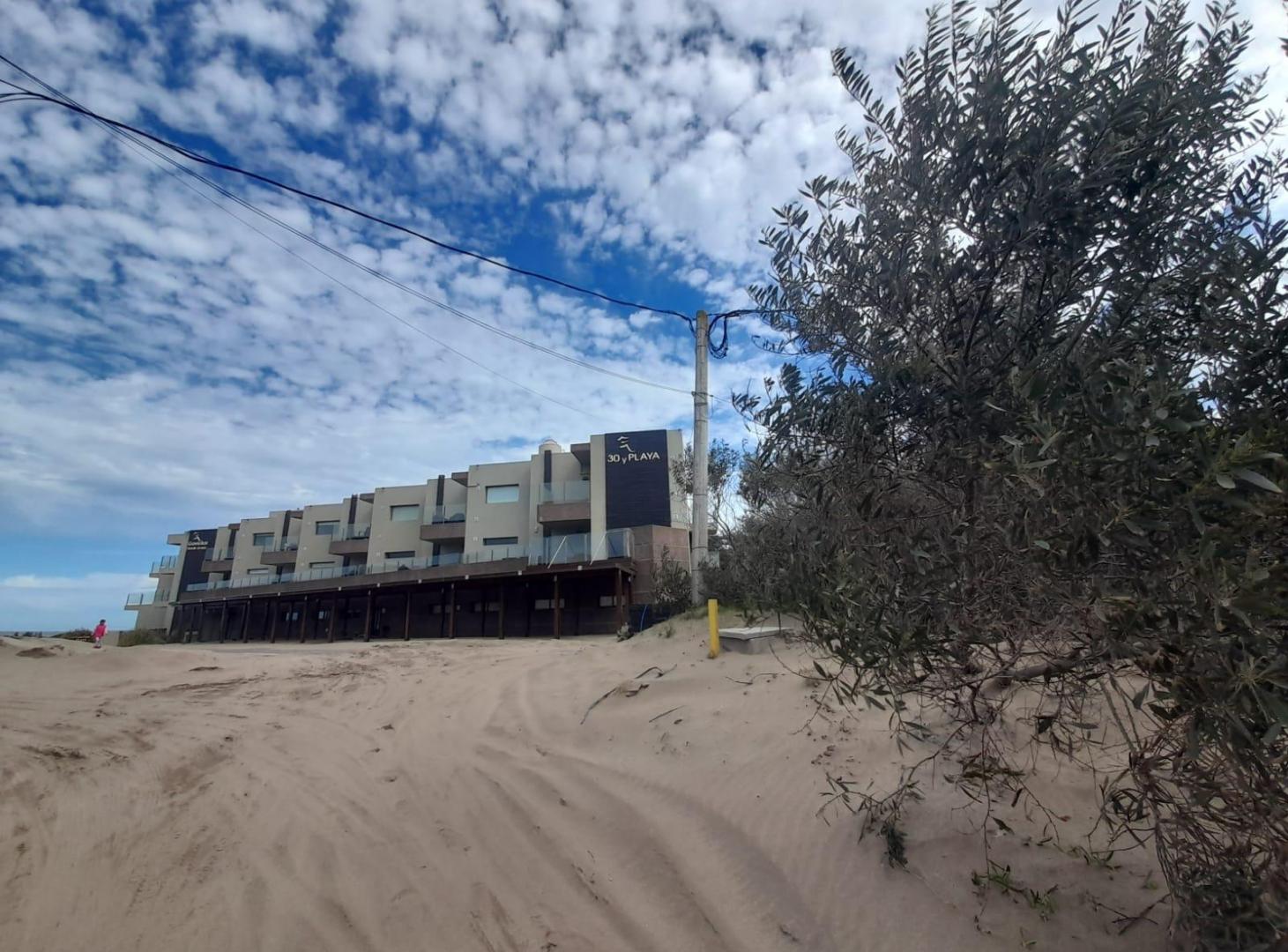 Foto de DEPARTAMENTO FRENTE AL MAR EN LAS GAVIOTAS, imagen 3