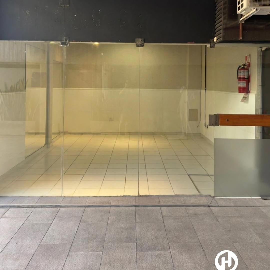 ALQUILER Local Comercial Galeria Precedo