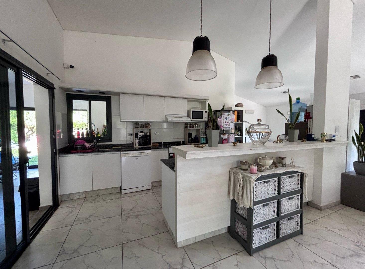 Foto de VENTA de CASA 3 dormitorios con PILETA en Country La Arbolada Hollywood, imagen 4