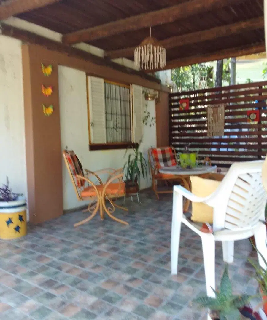 CASA EN VENTA EN LA SERRANITA 3