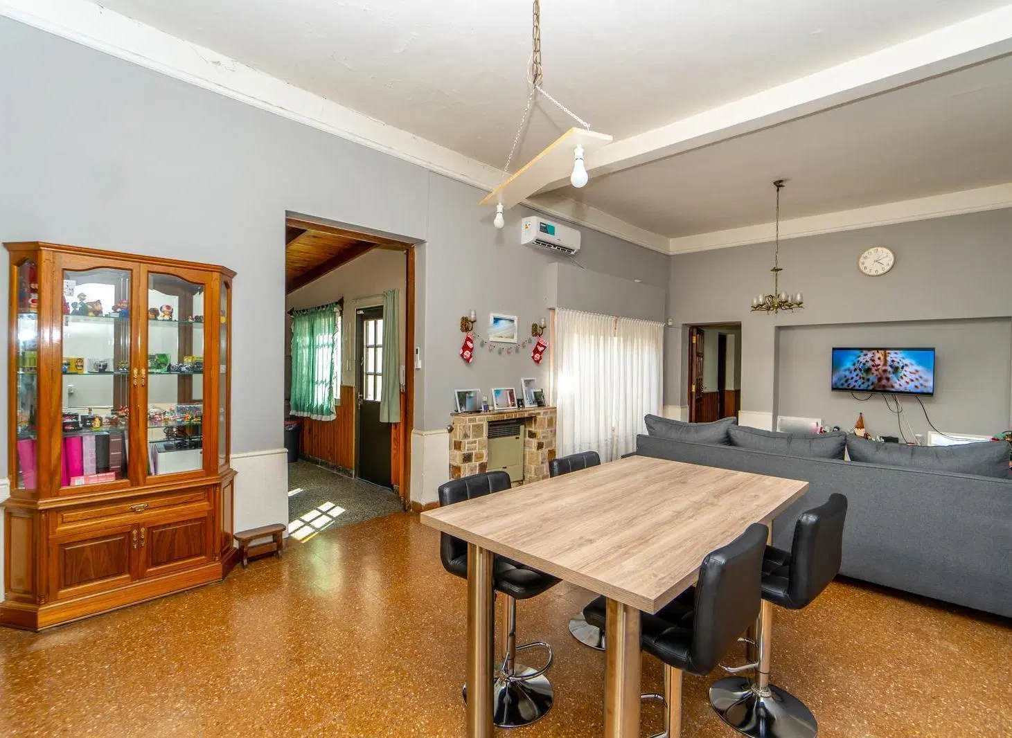 VENTA casa de tres dormitorios Barrio Noroeste. Apta crédito 1