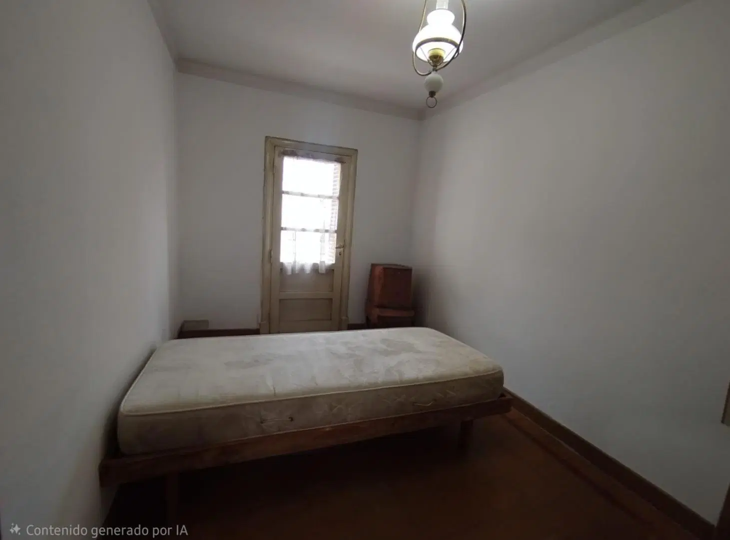 VENTA Casa céntrica 3/4 dormitorios ideal para oficinas/consultorios. Apto crédito 5
