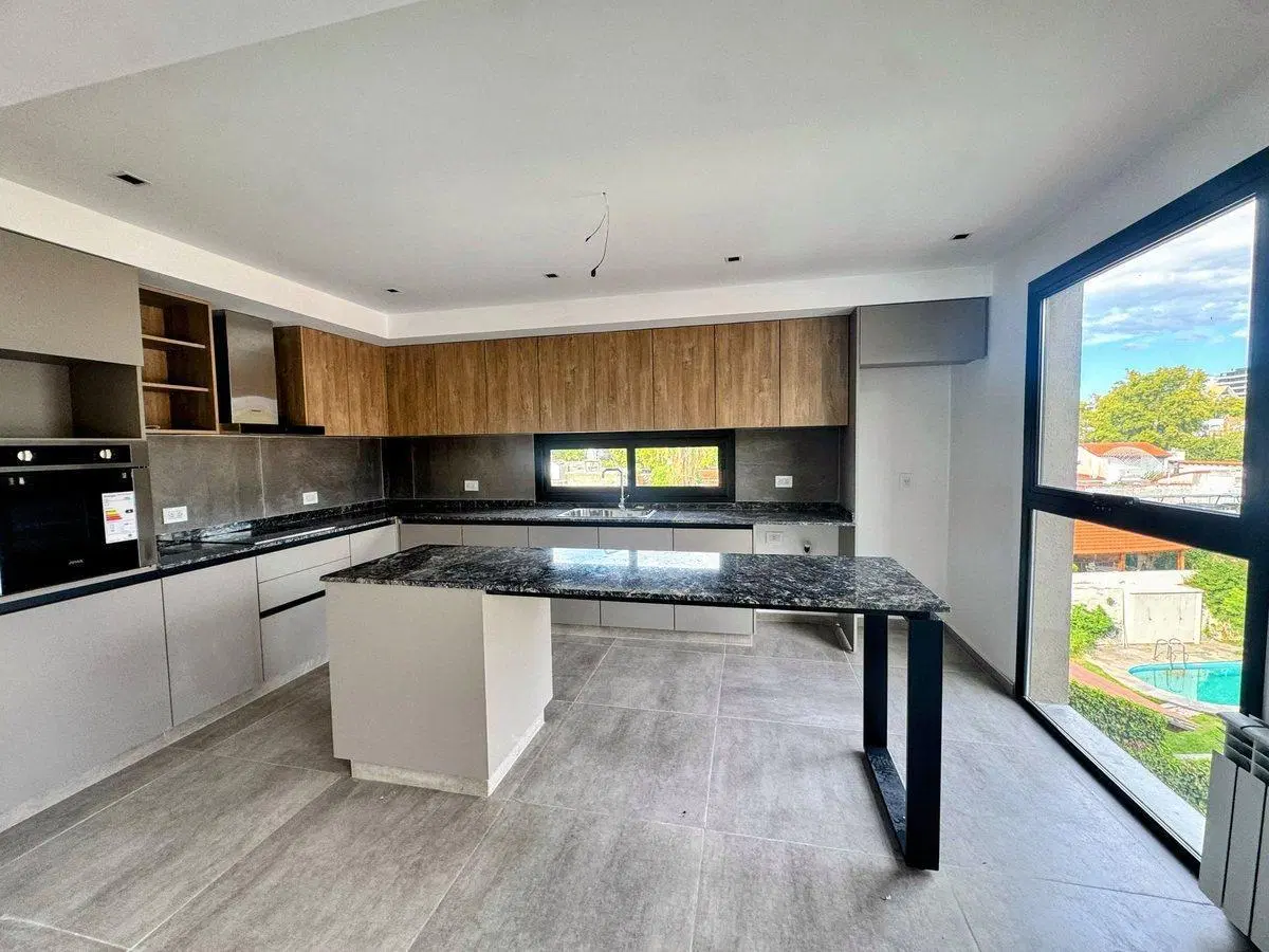 EXCLUSIVO DUPLEX EN 5TA SECCION 5