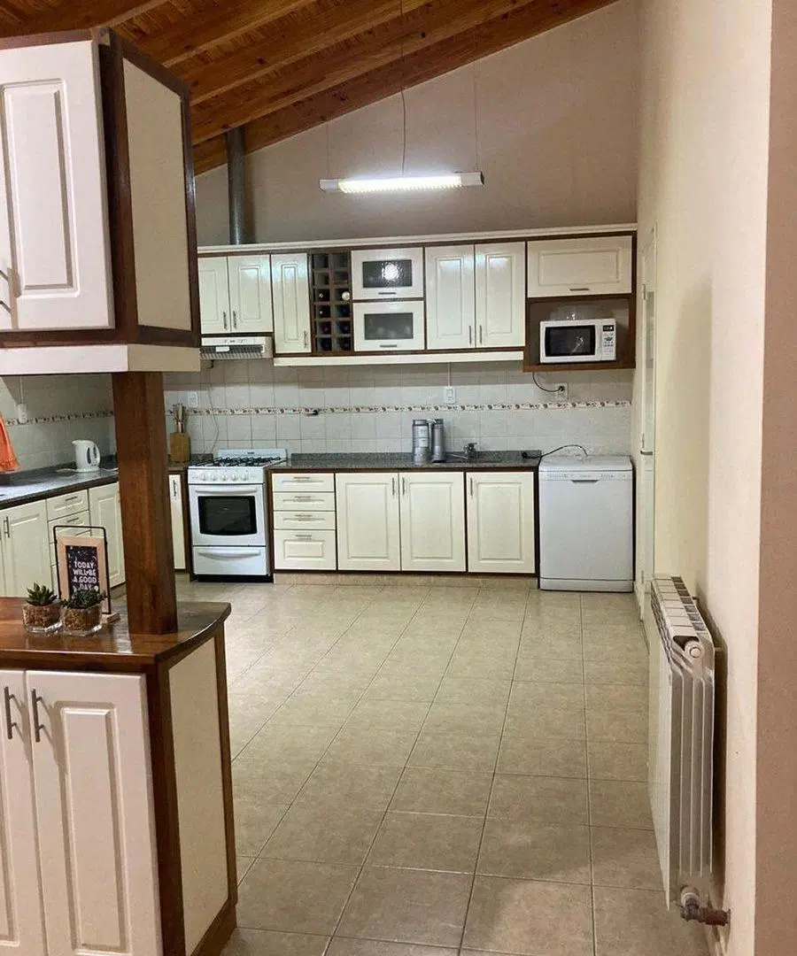 Venta Casa Barrio Liceo 1 2 dormitorios y 3 baños 5