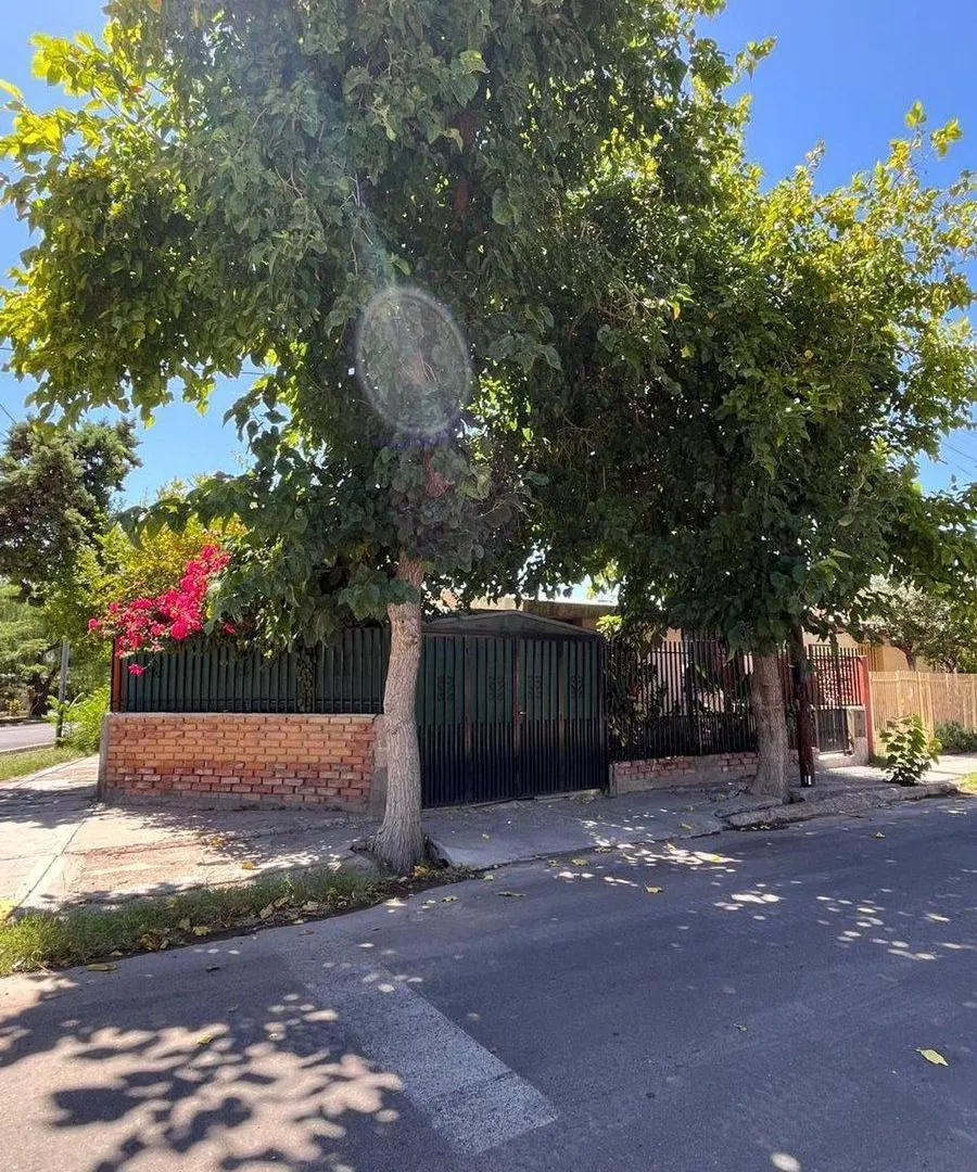 Venta casa esquina Bª Foecyt 3 dormitorios 2