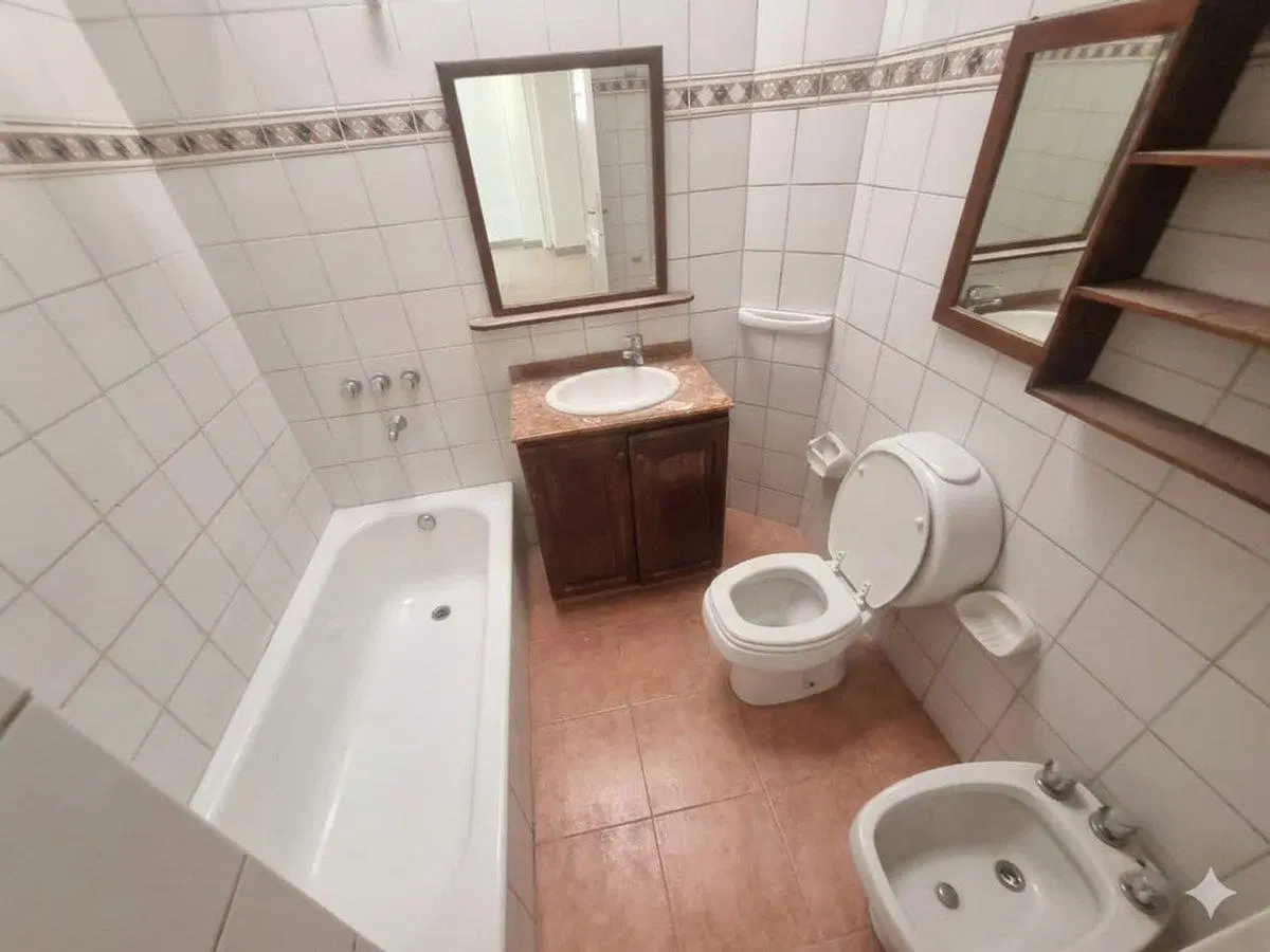 ALQUILER CASA ESQUINA SAN JOSE 3 DORM 3