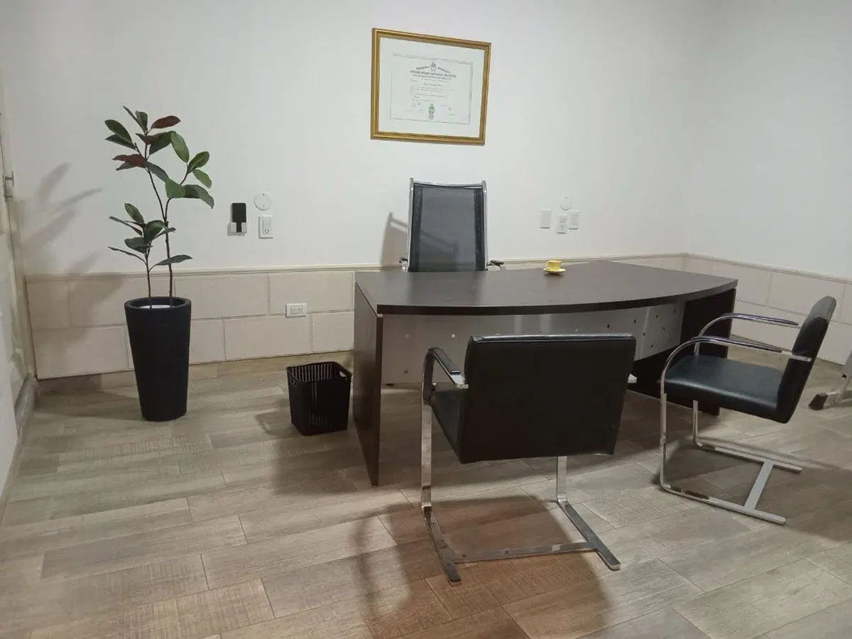 ALQUILER COMERCIAL CASA B BOMBAL 5