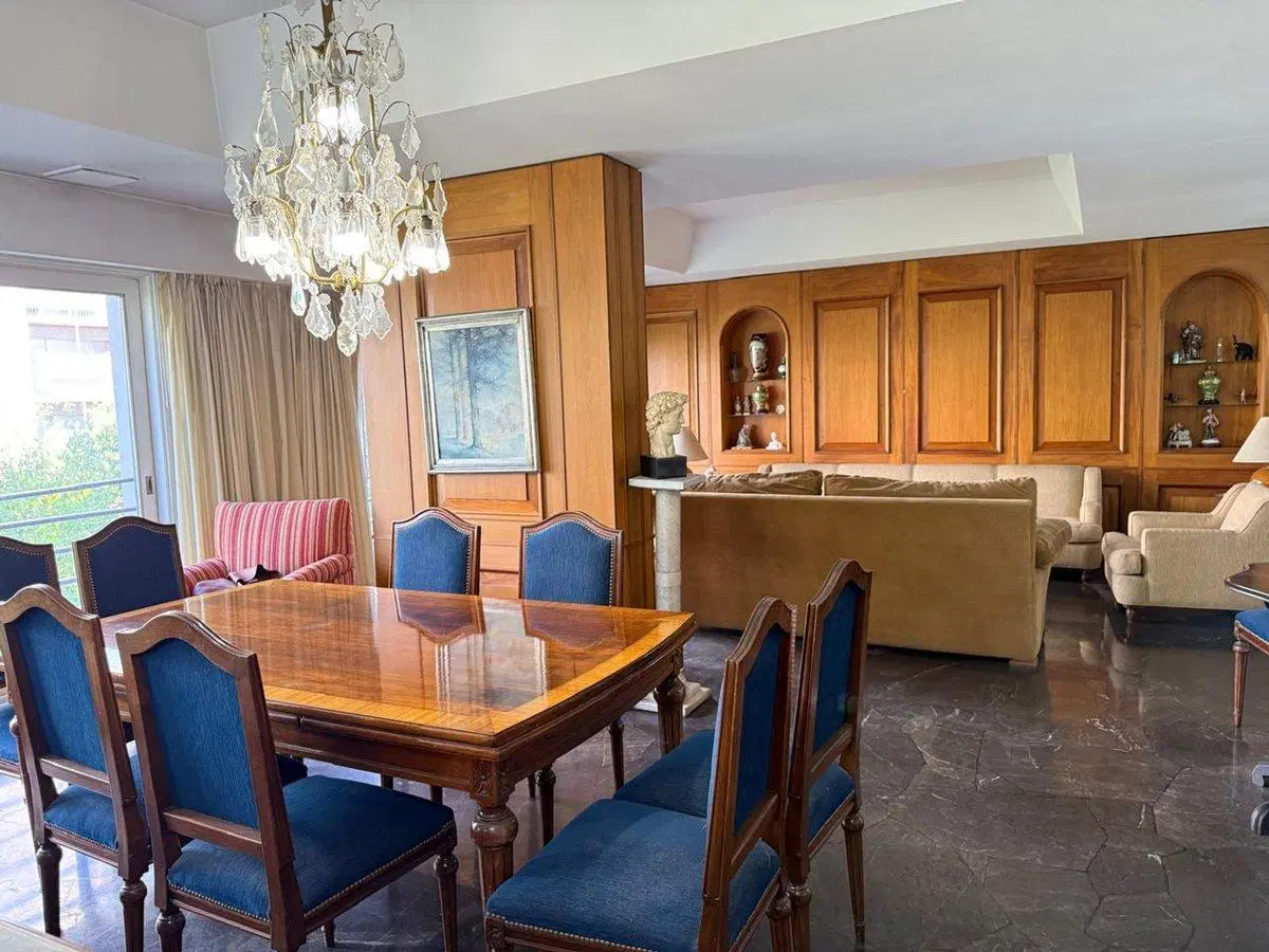 Venta Semipiso exclusivo en la peatonal Sarmiento 5
