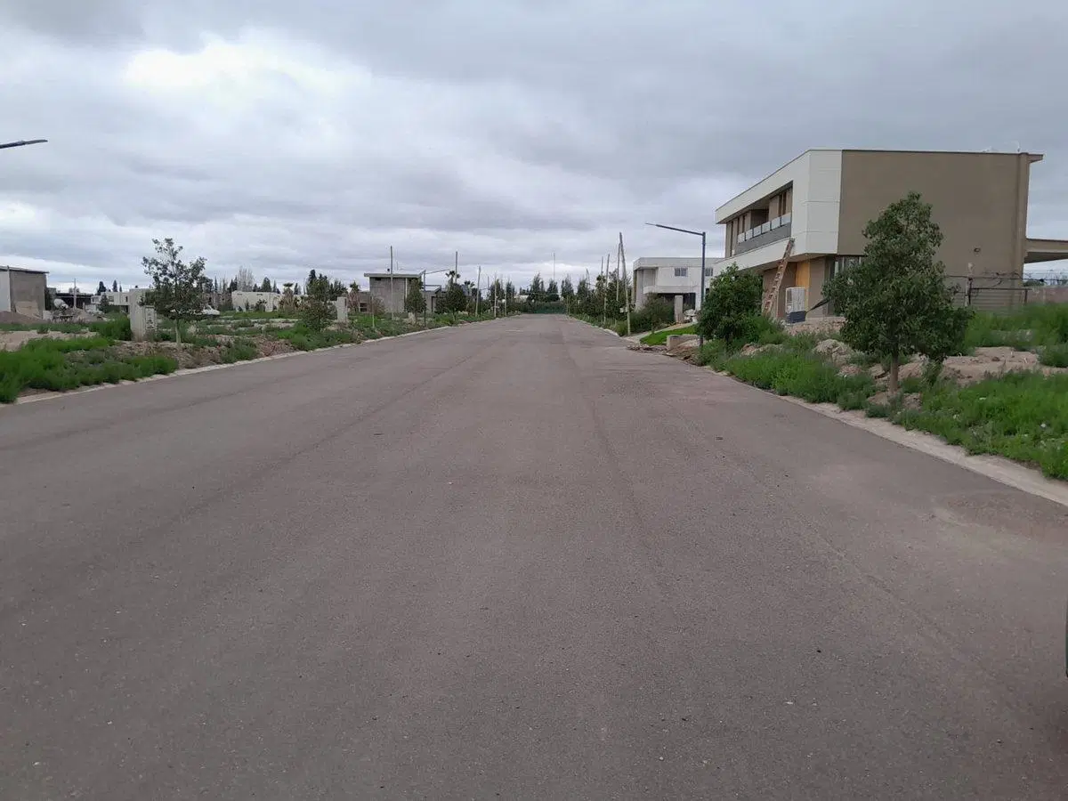 LOTE EN VENTA BARRIO LAS TACAS MAIPU. 300 m2. 2