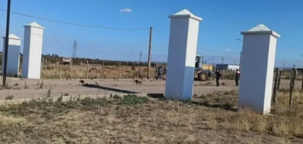 Excelente lote con vista a la montaña 4
