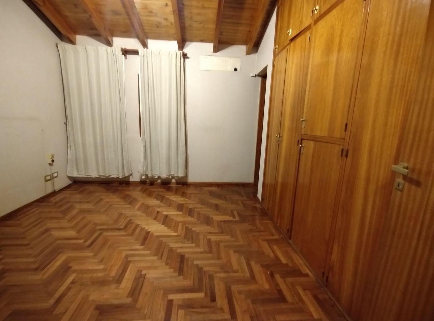 Foto de Casa en Venta 3 Dorm 4ta sección Oeste Capital, imagen 4