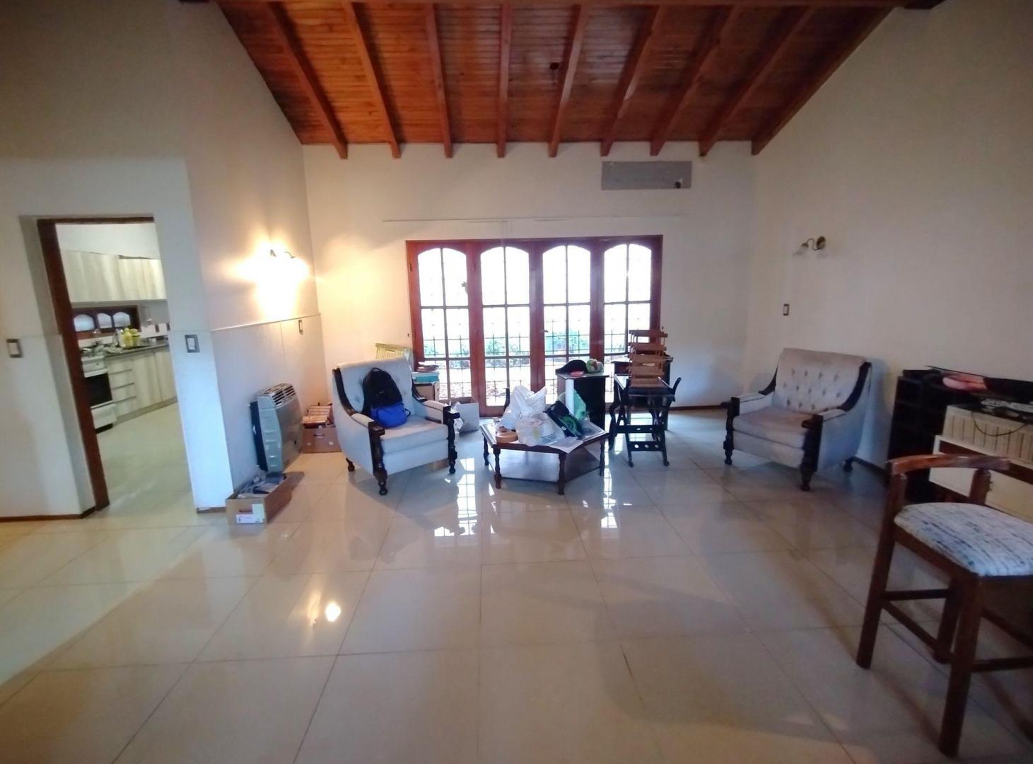 Foto de Casa en Venta 3 Dorm 4ta sección Oeste Capital, imagen 1
