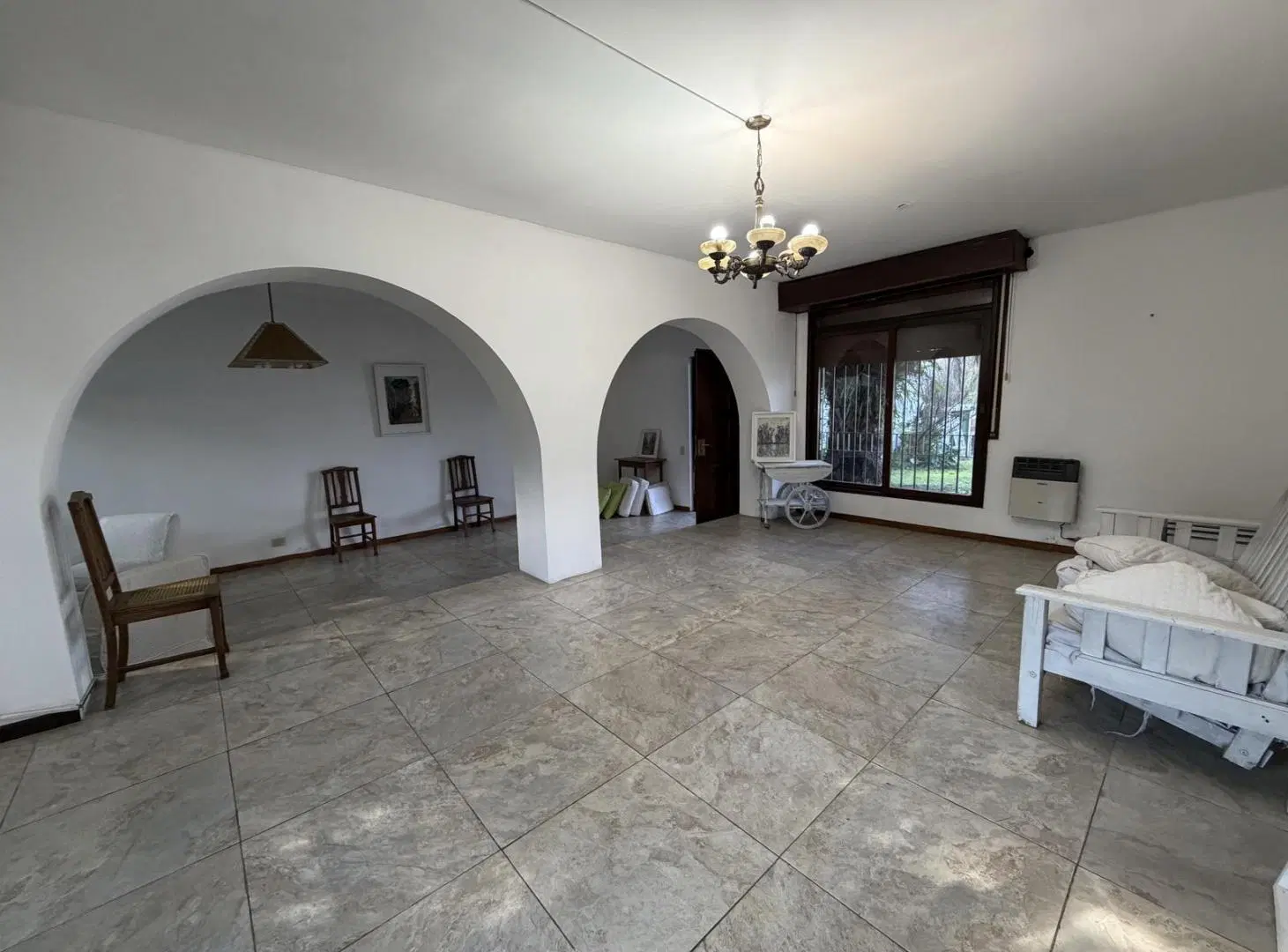 Casa en alquiler en Tucuman al 1700 - Bella Vista 2