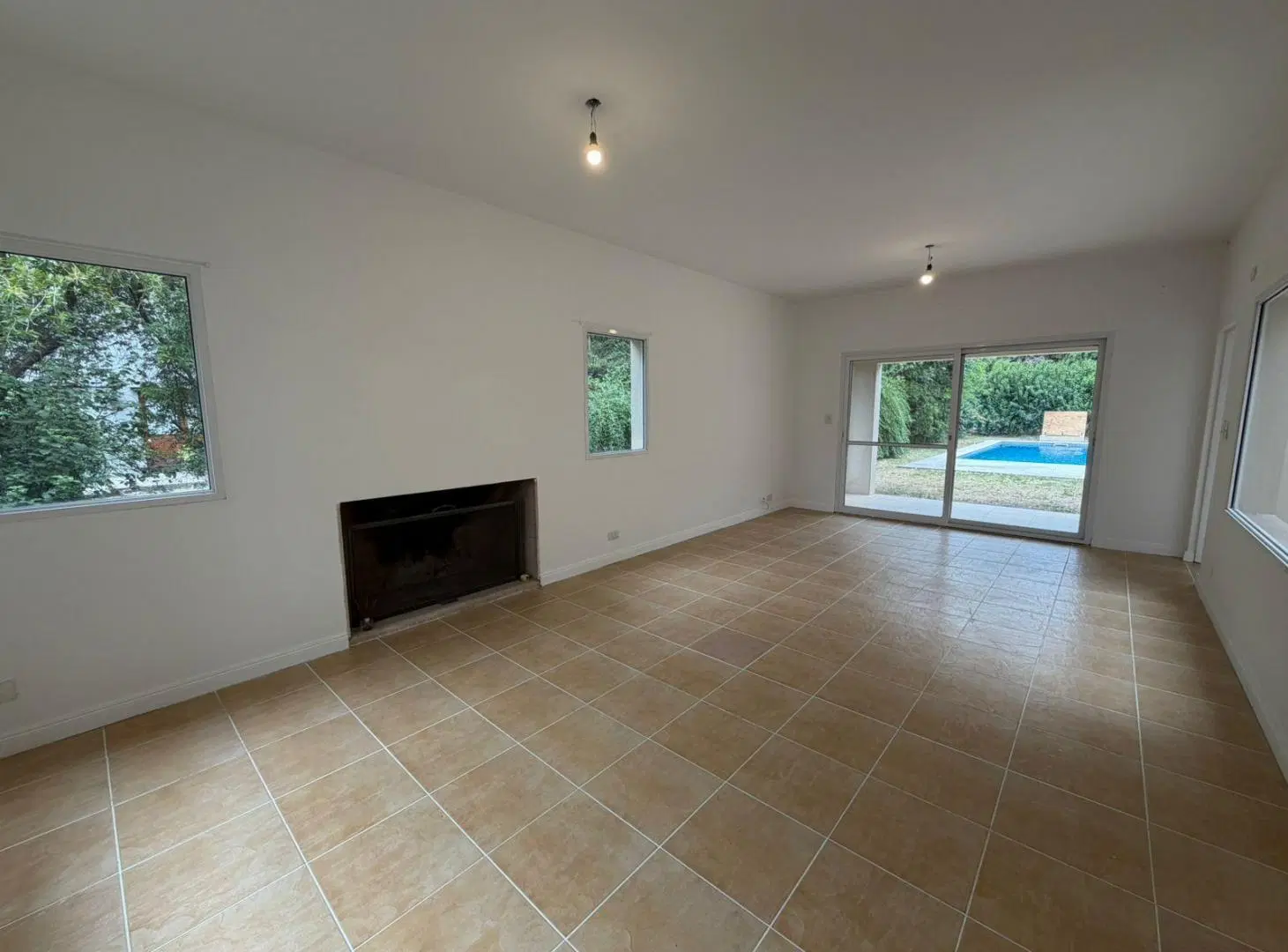 Casa 7 ambientes en alquiler Barrio St. Matthews Village 5