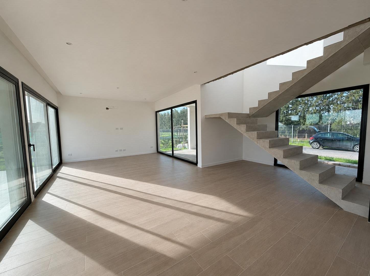 Foto de Casa en alquiler a estrenar en Barrio Cerrado - Senderos 1, Bella Vista, imagen 3