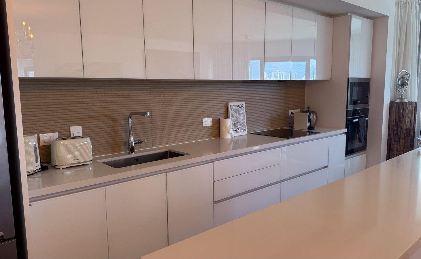 Foto de VENTA APARTAMENTO TORRE TRUMP 3 AMBIENTES 1 COCHERA PUNTA DEL ESTE, imagen 4