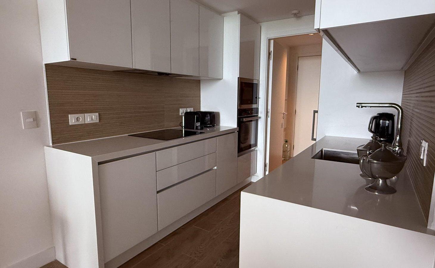 Foto de VENTA APARTAMENTO TORRE TRUMP 2 AMBIENTES 1 COCHERA PUNTA DEL ESTE, imagen 3