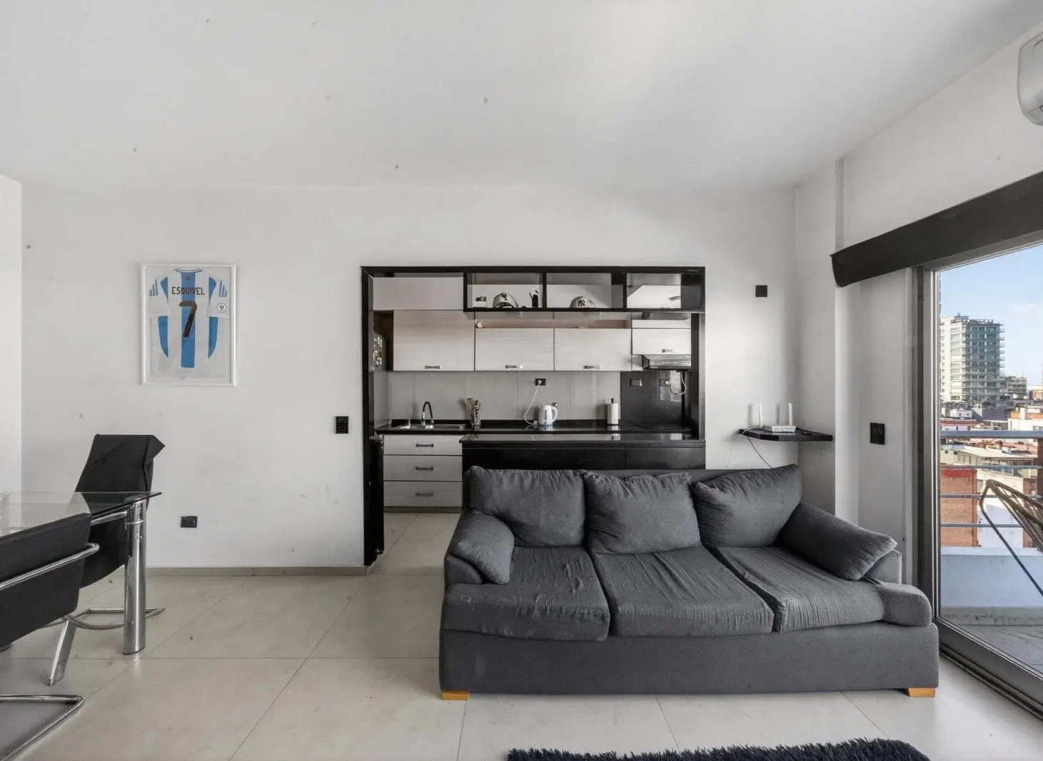 VENTA DEPTO 4 AMBIENTES COCHERA LAS CAÑITAS 3