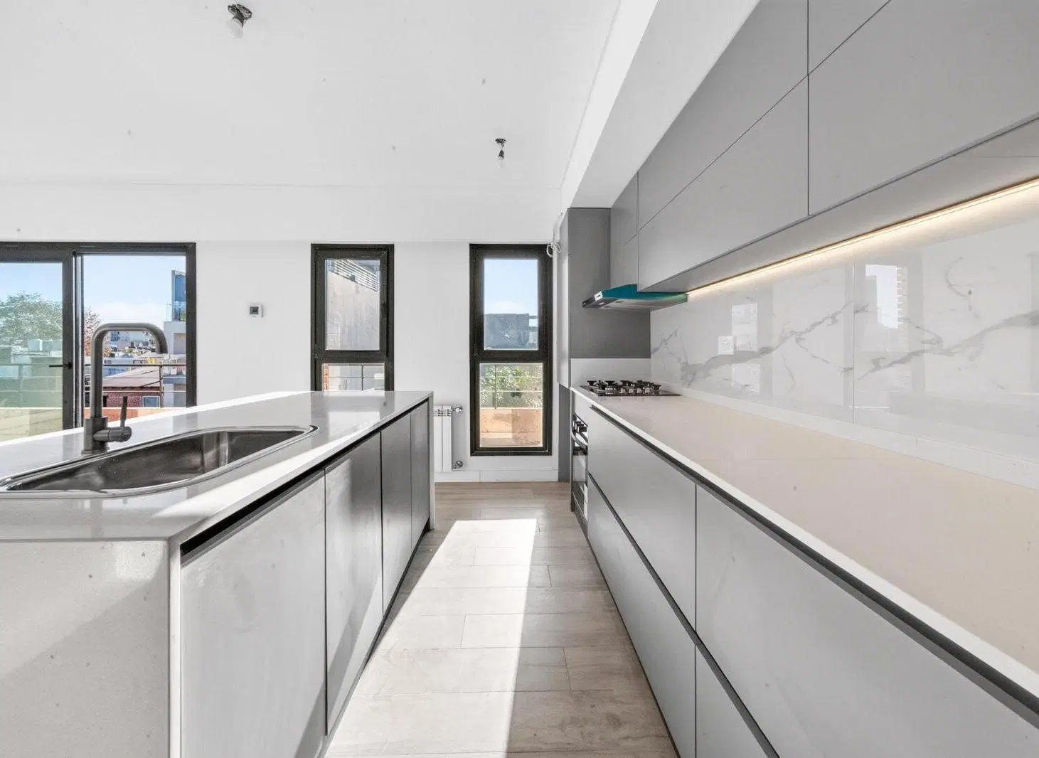 VENTA DEPARTAMENTO 5 AMBIENTES COCHERA VILLA LURO 2
