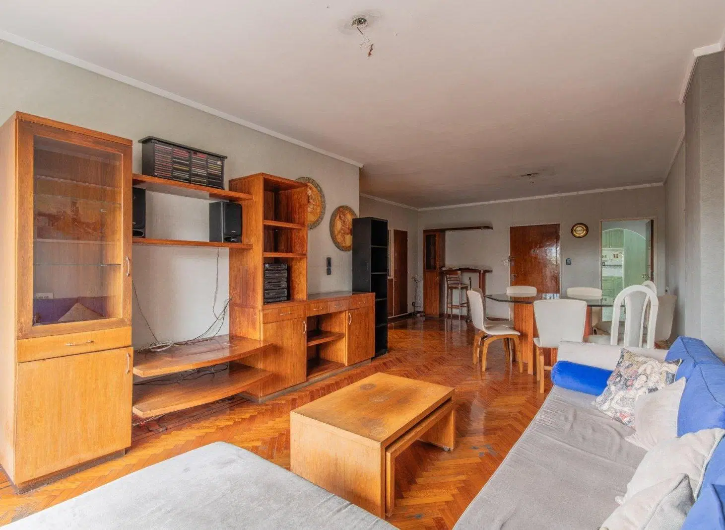 VENTA DEPTO 4 AMBIENTES CON DEPENDENCIA CABALLITO 3