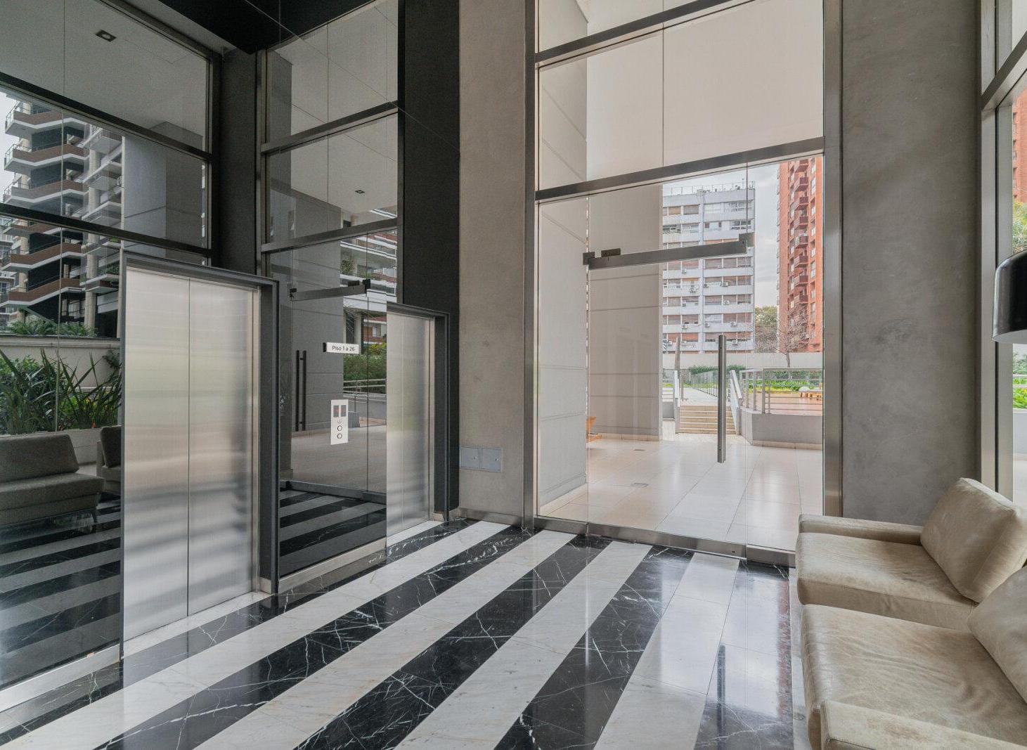 Foto de VENTA DEPTO 2 AMBIENTES COCHERA BAULERA TORRE ASTOR PALERMO, imagen 5