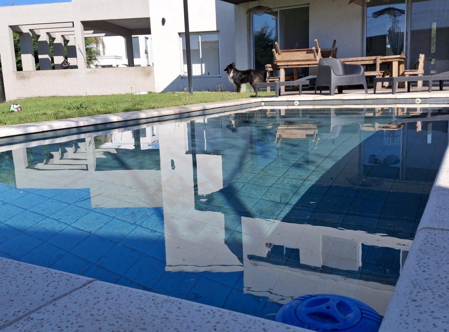 Foto de VENTA CASA 5 AMBIENTES BARRIO LOS TRONCOS BERAZATEGUI, imagen 3