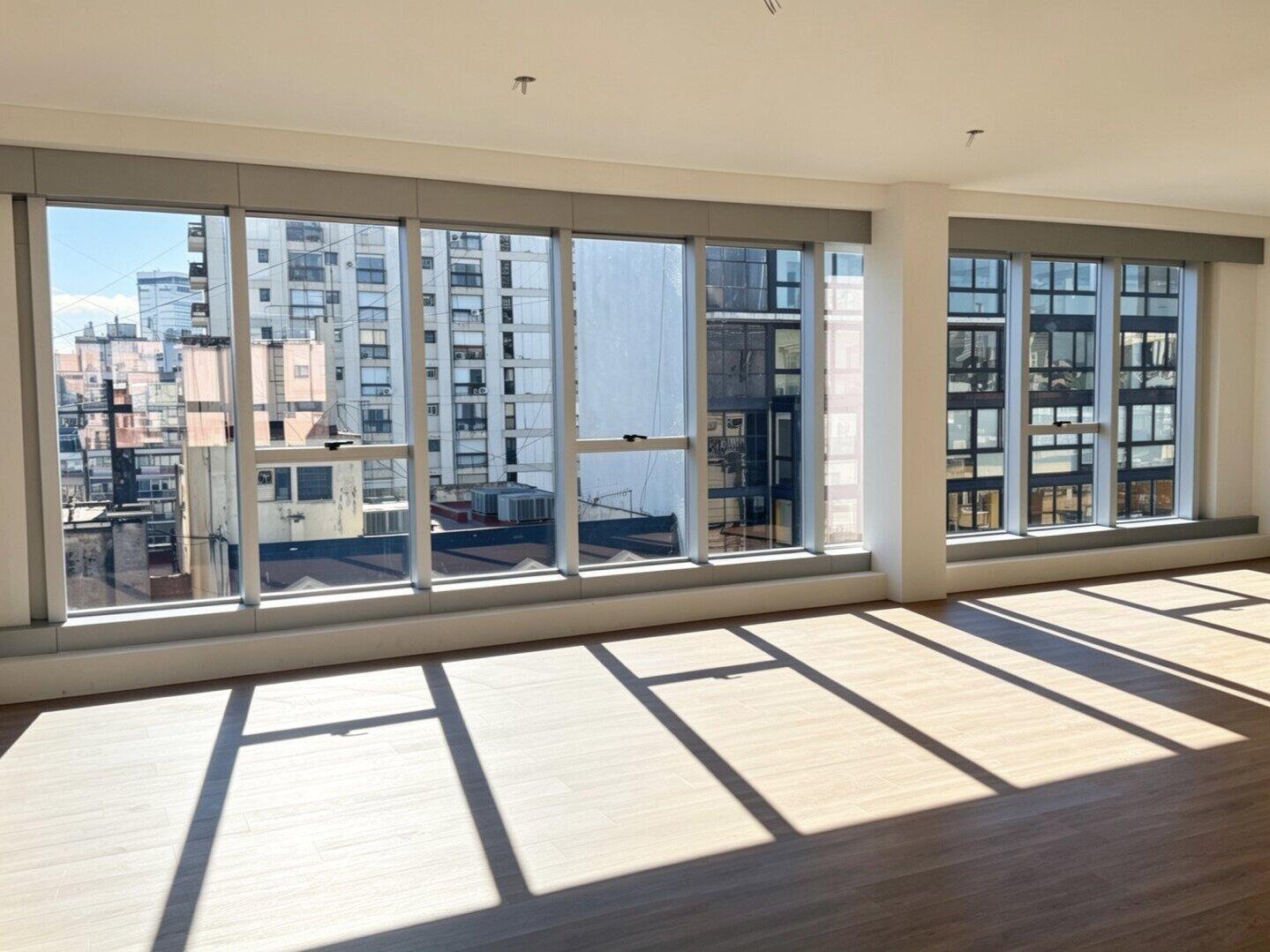Foto de ALQUILER OFICINA A ESTRENAR MICROCENTRO, imagen 2
