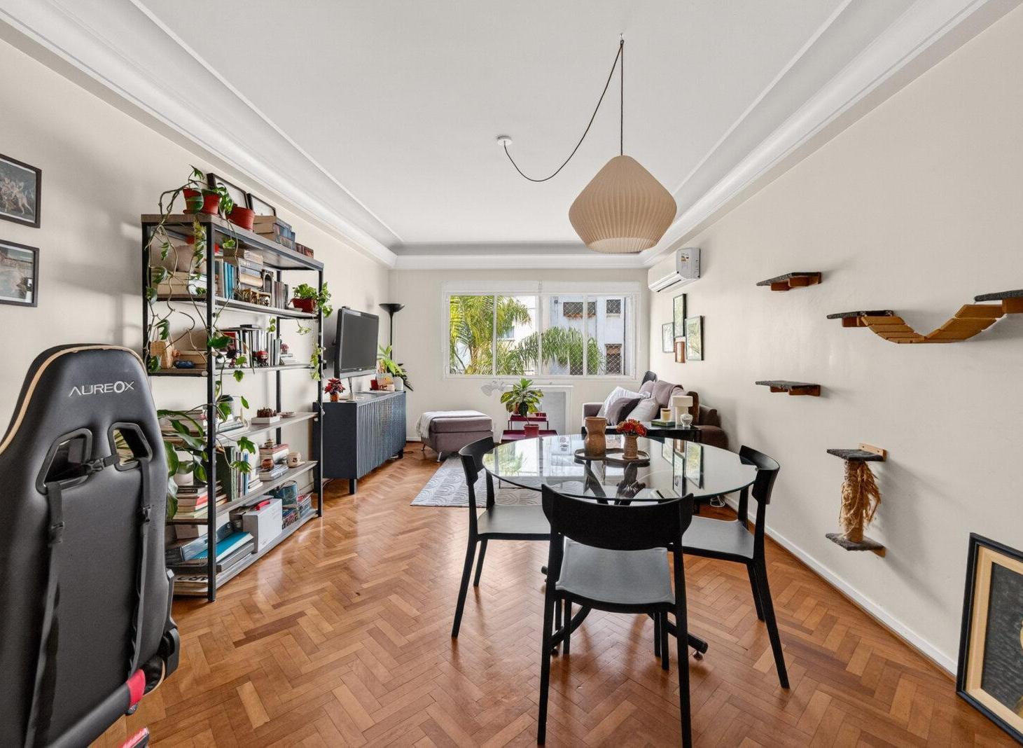 Foto de VENTA DPTO 3 AMB CON DEPENDENCIA BARRIO NORTE, imagen 2