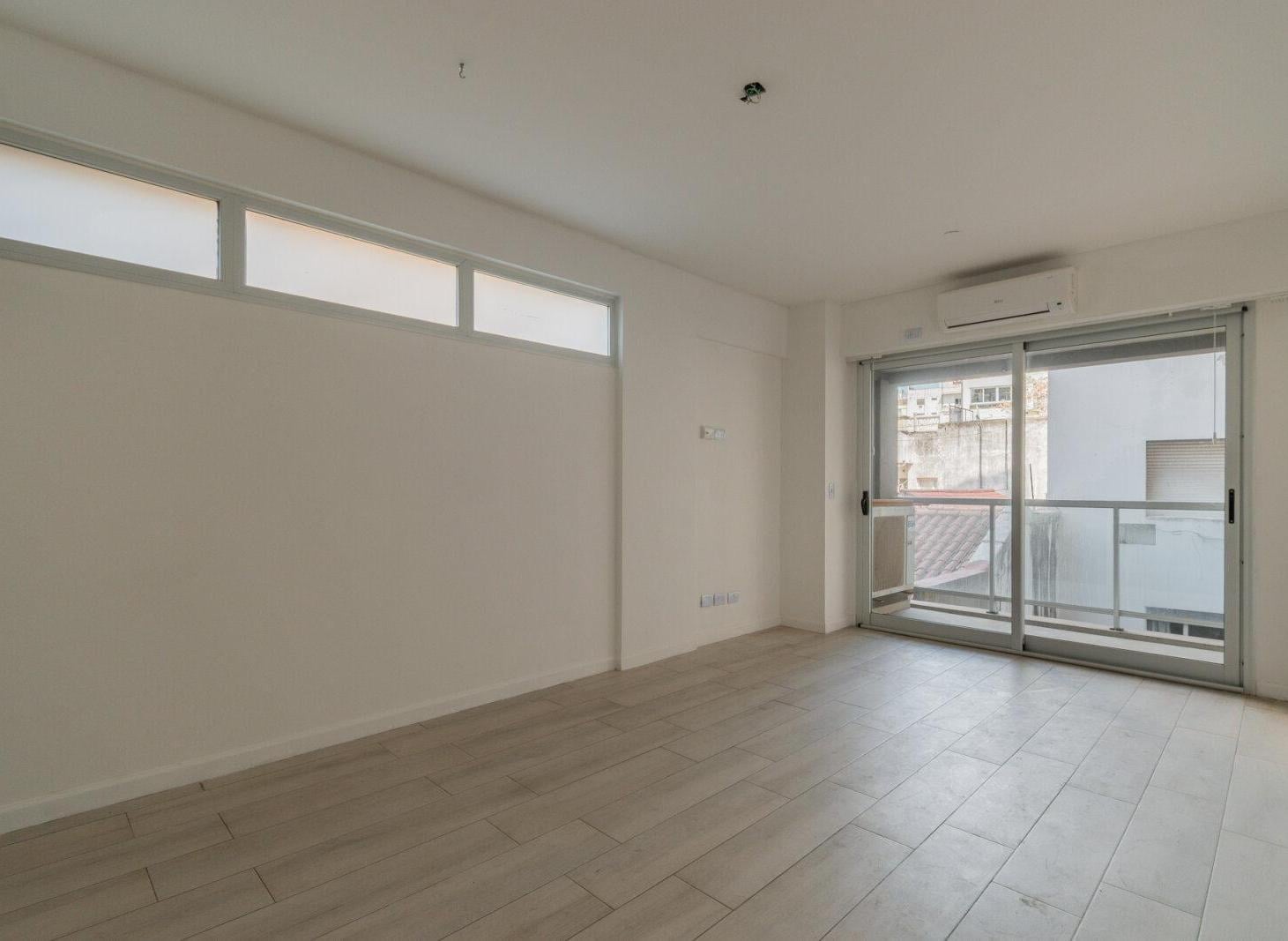 Foto de VENTA DEPARTAMENTO 2 AMBIENTES COCHERA RECOLETA, imagen 3