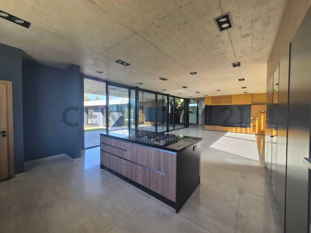 CASA PREMIUM EN CAÑUELAS COUNTRY CLUB 2