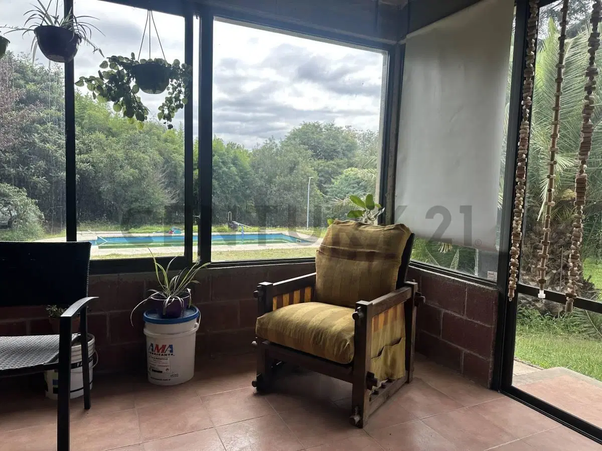 GRAN Casa con PILETA y ENORME Terreno ESQUINA de 1982 m2 en LAGO AZUL a 50 mts bajada al LAGO 3