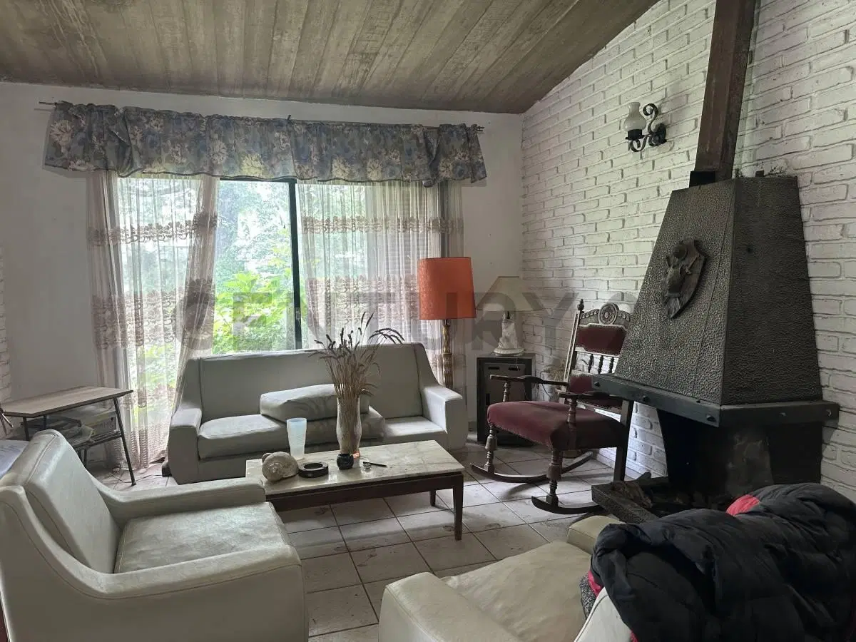 GRAN Casa con PILETA y ENORME Terreno ESQUINA de 1982 m2 en LAGO AZUL a 50 mts bajada al LAGO 5