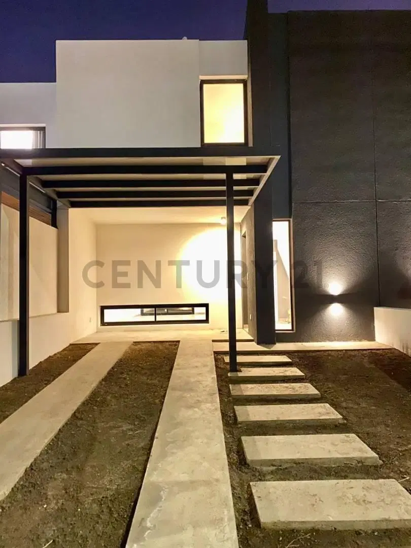 Duplex en Venta en Prados de Manantiales. 3 Dormitorios !! 3