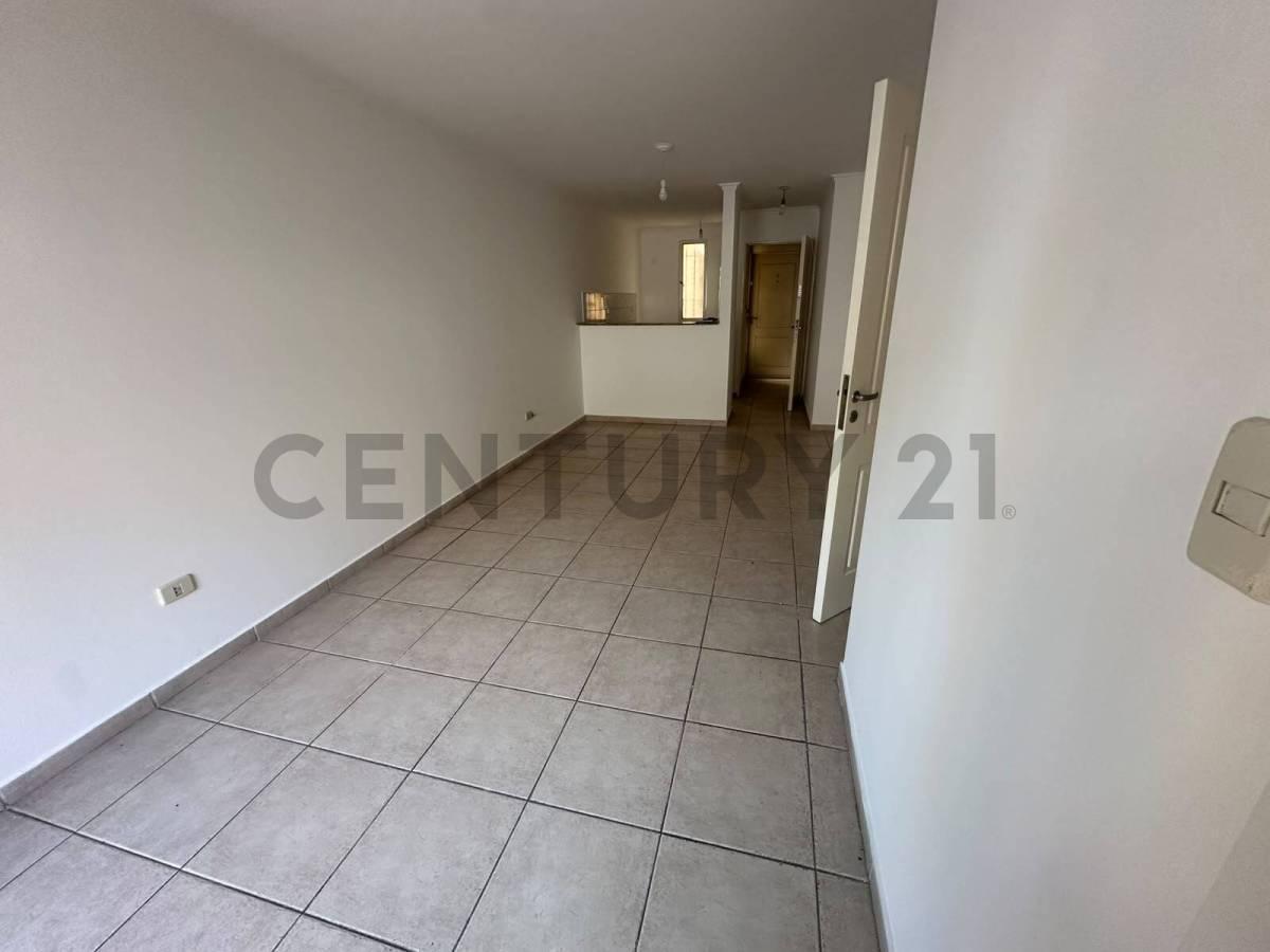 Foto de ¡Excelente Oportunidad de Inversión o Vivienda Propia en una Ubicación, imagen 2