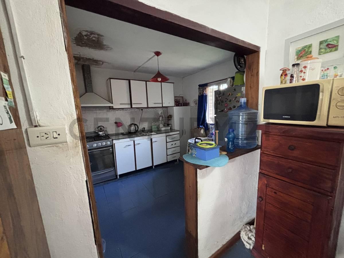 Foto de CASA + 2 DEPARTAMENTOS + LOCAL | EXCELENTE UBICACIÓN | IDEAL INVERSIÓN, imagen 5