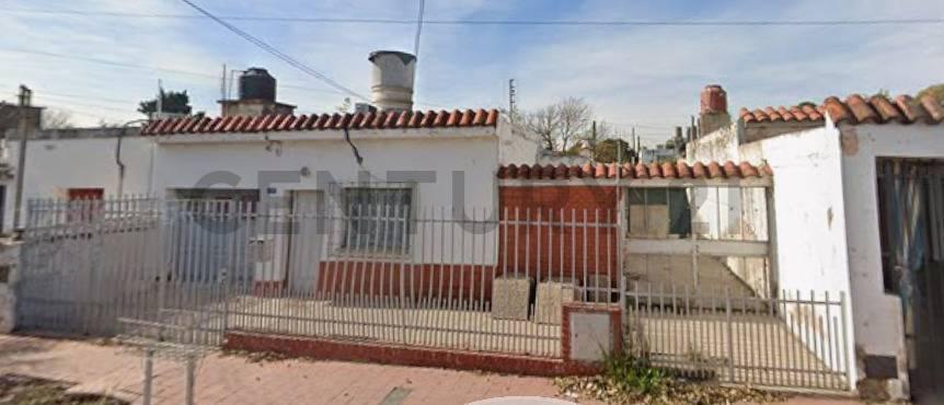 Oportunidad Casa 2 dor mas Dpto independiente 300mtr a Reciclar B° Los PLatanos