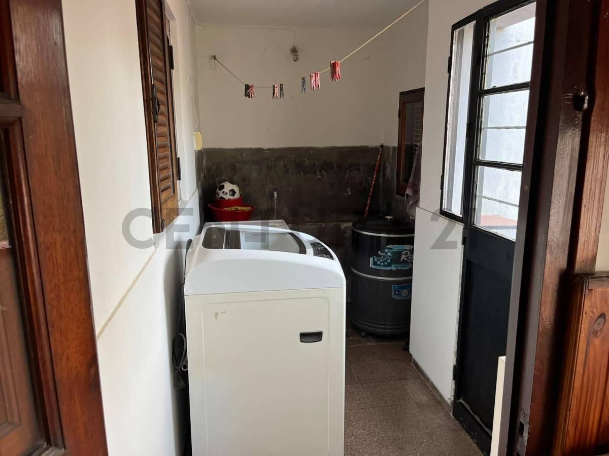Foto de Gran oportunidad sobre av. San Martin esquina 2 casas local y terreno, imagen 3
