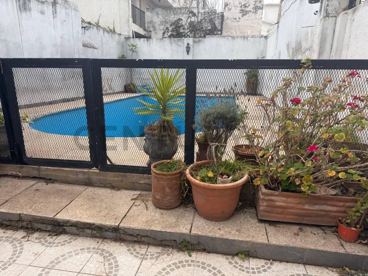Foto de Imponente Propiedad en el Centro de Rio Cuarto 300 m² Cubiertos Espacio, imagen 1