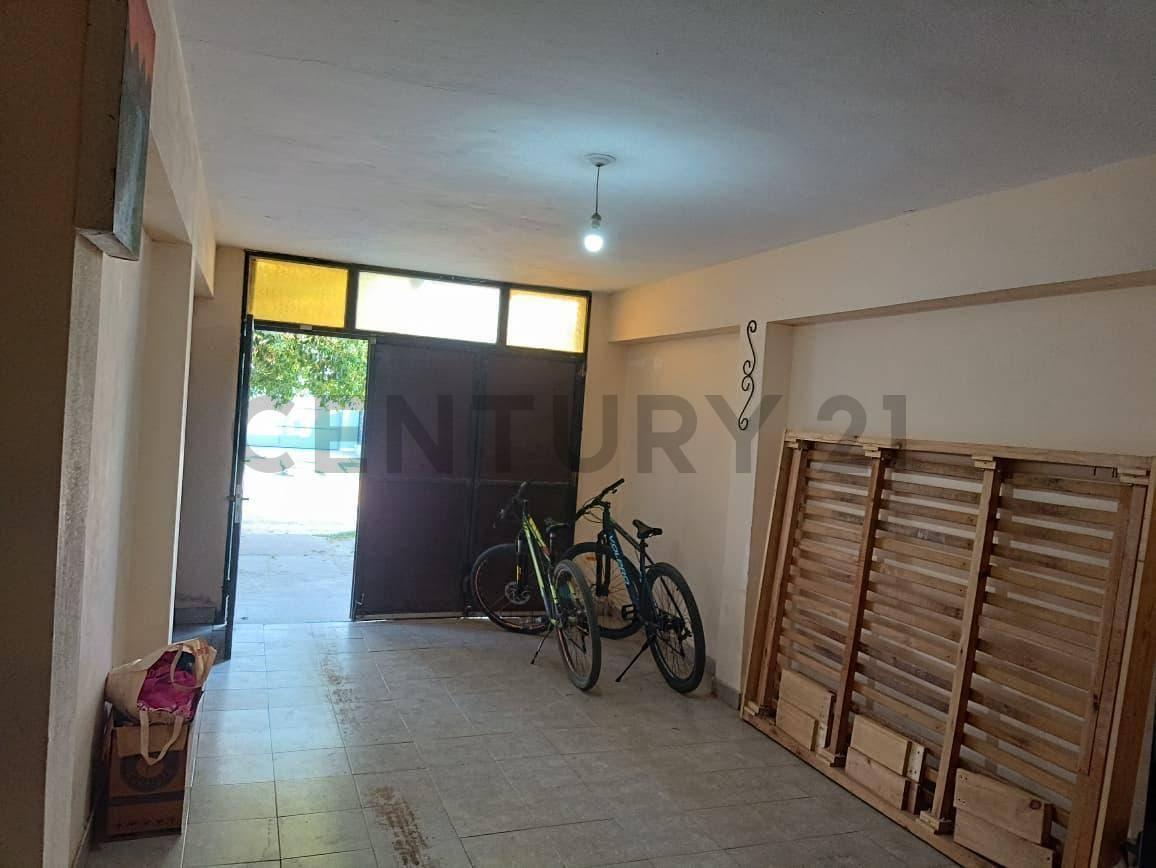 Foto de OPORTUNIDAD Casa MAS departamento en Rio Cuarto, imagen 2